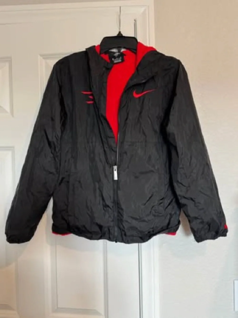 3 boys Nike Black Windbreaker Jacket sweatshirt black size L/XL